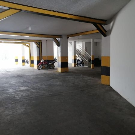 Hotel Tania Caucasia 外观 照片