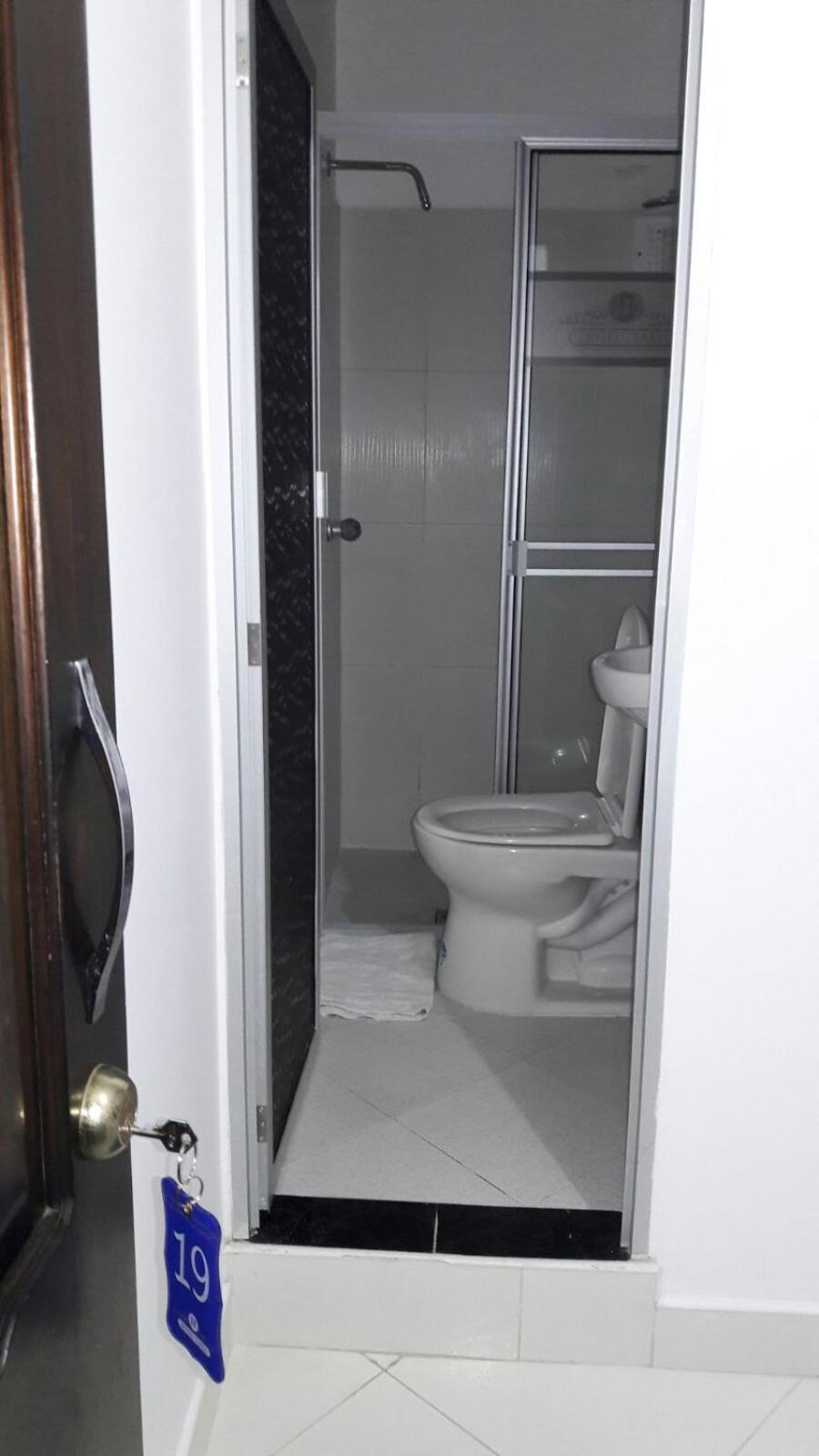 Hotel Tania Caucasia 外观 照片